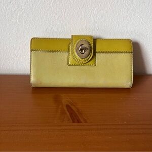 VTG Coach Turnlock Wallet
